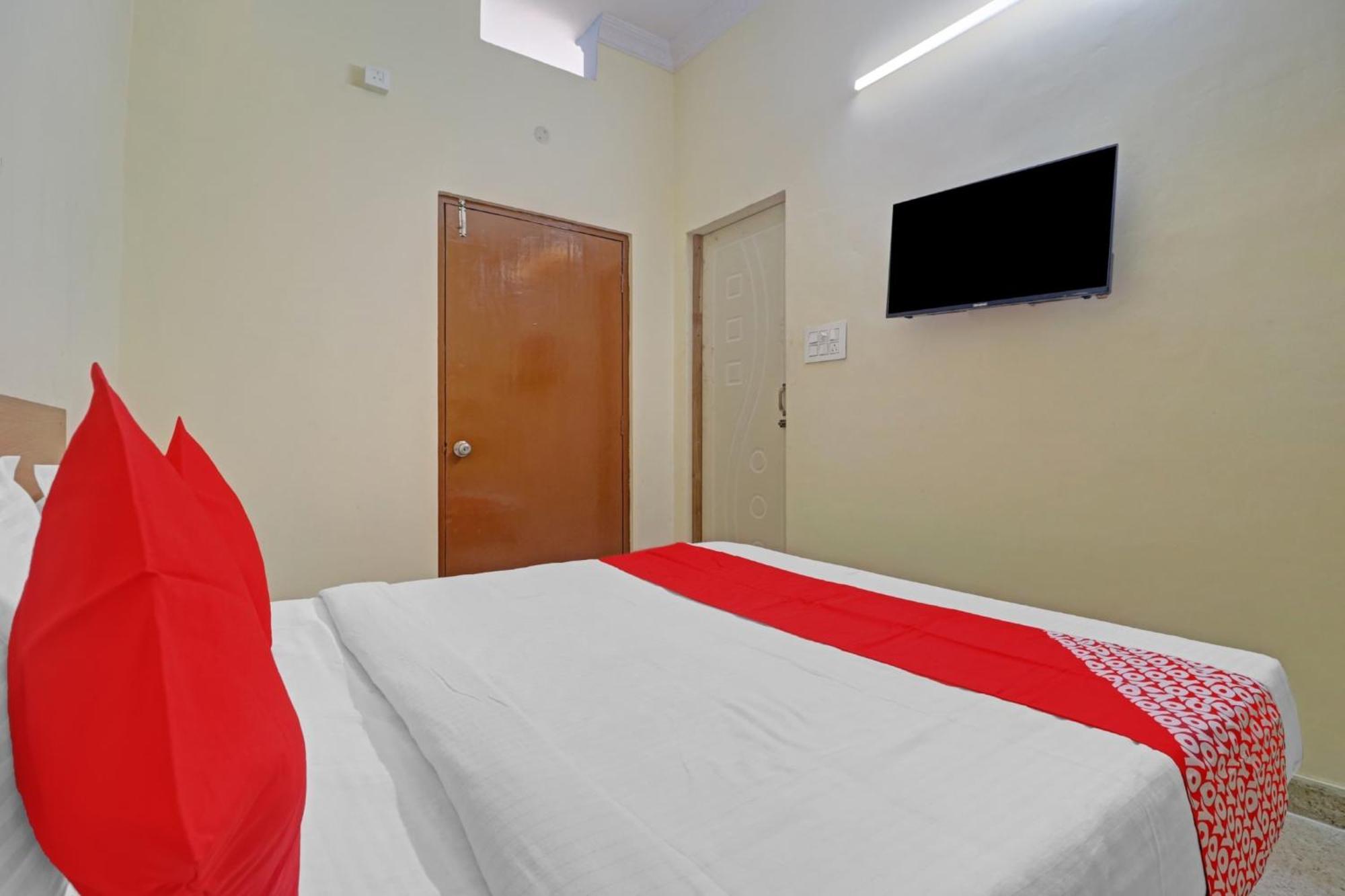 Super Hotel O Rbs Square Langer Houz Haidar Sahibguda Exterior photo